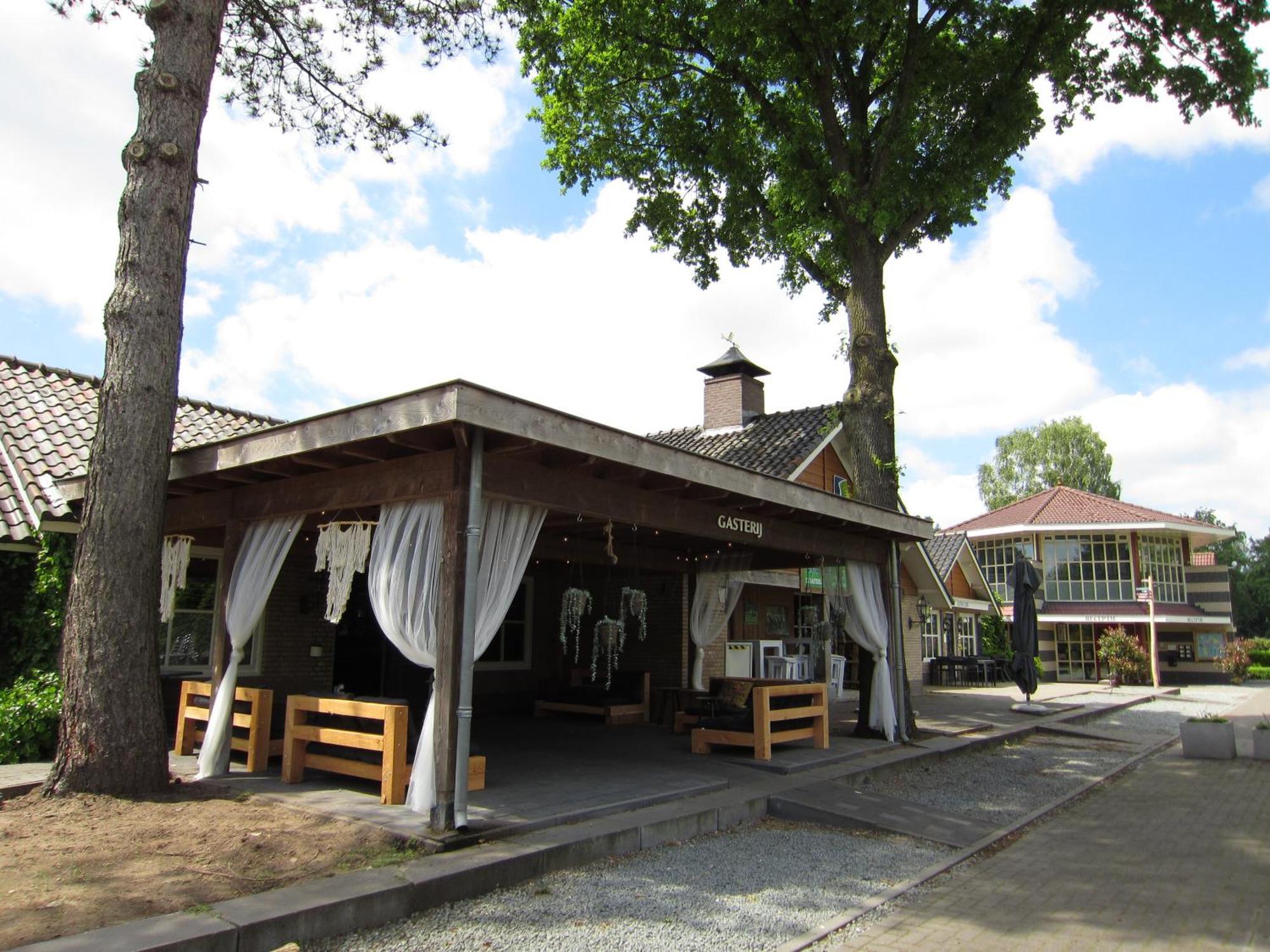 Hderh - Eco Lodge Op Vakantiepark De Ijsvogel, Zwembaden, Kids Fun, Natuur En Rust 福尔特赫伊曾 外观 照片