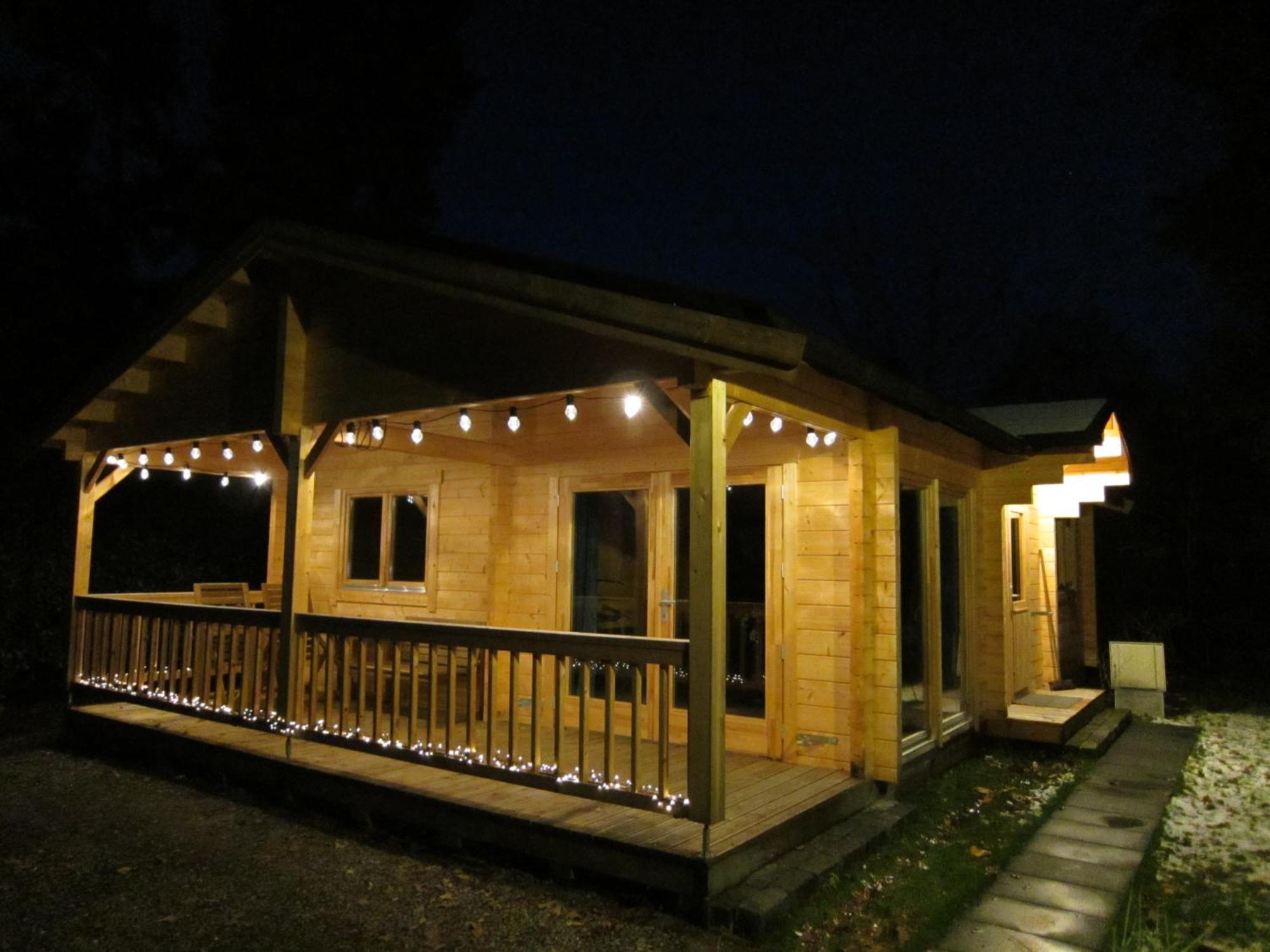 Hderh - Eco Lodge Op Vakantiepark De Ijsvogel, Zwembaden, Kids Fun, Natuur En Rust 福尔特赫伊曾 外观 照片