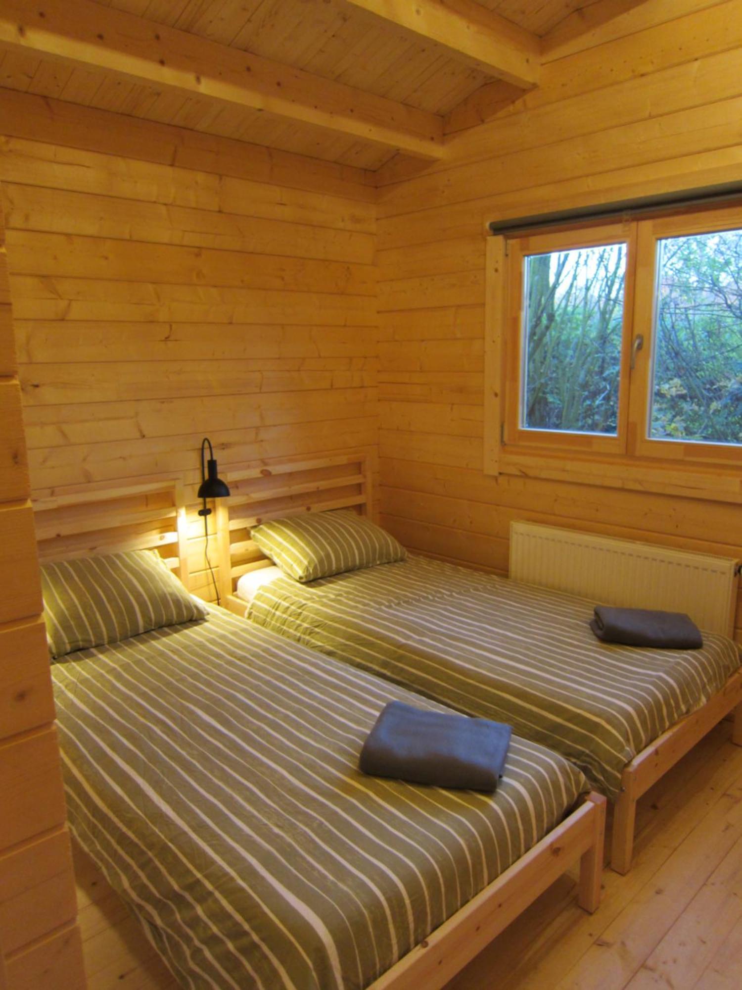 Hderh - Eco Lodge Op Vakantiepark De Ijsvogel, Zwembaden, Kids Fun, Natuur En Rust 福尔特赫伊曾 外观 照片