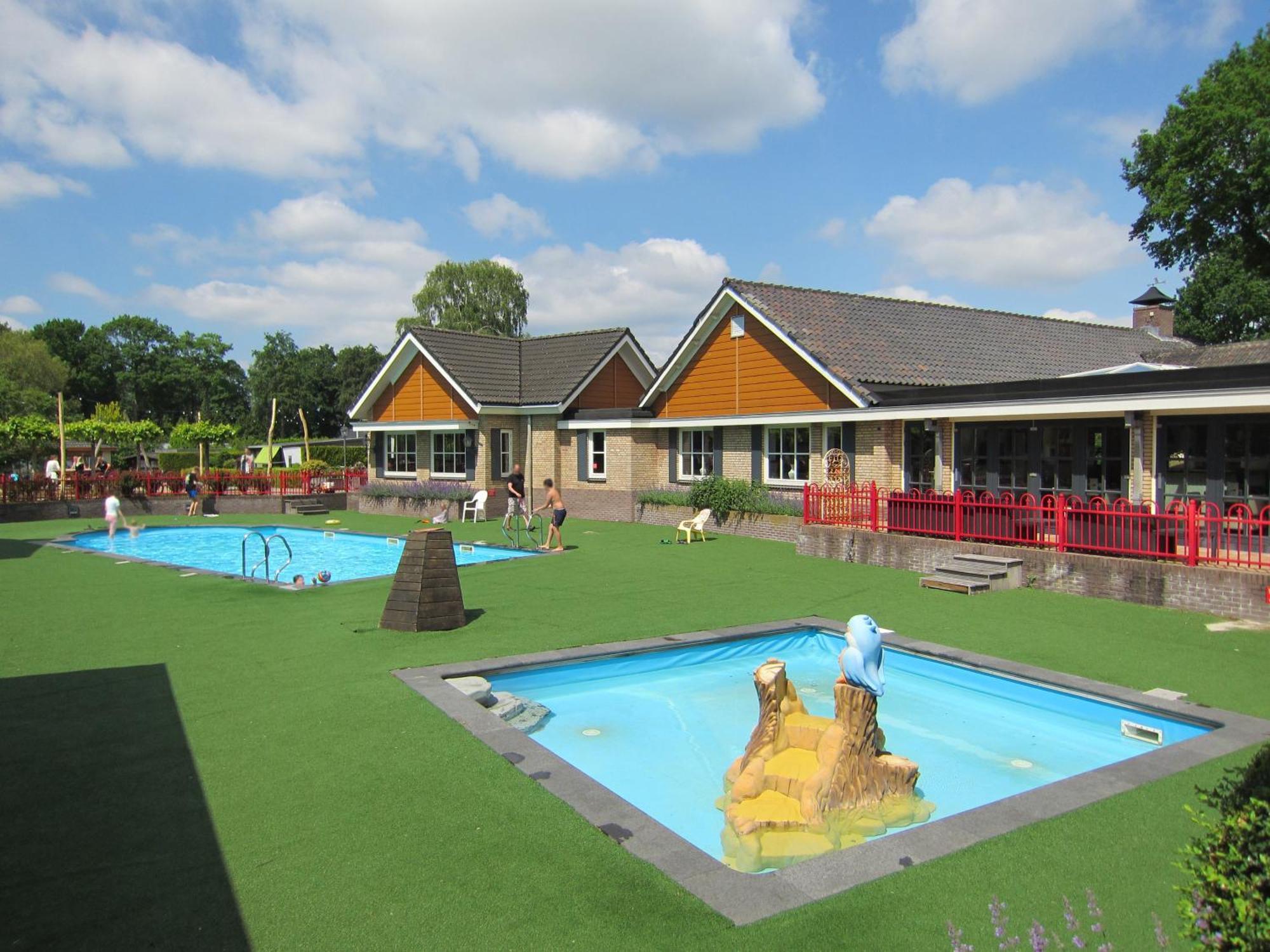 Hderh - Eco Lodge Op Vakantiepark De Ijsvogel, Zwembaden, Kids Fun, Natuur En Rust 福尔特赫伊曾 外观 照片